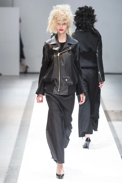 Look 39